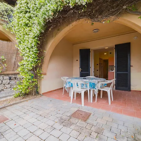 דירה Nisportino Borgo Alloro, Fonte Ed Aida
