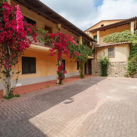 Nisportino Borgo Alloro, Fonte Ed Aida * Rio dellʼElba