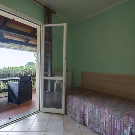 Nisportino Borgo Alloro, Fonte Ed Aida Apartmán Rio dellʼElba