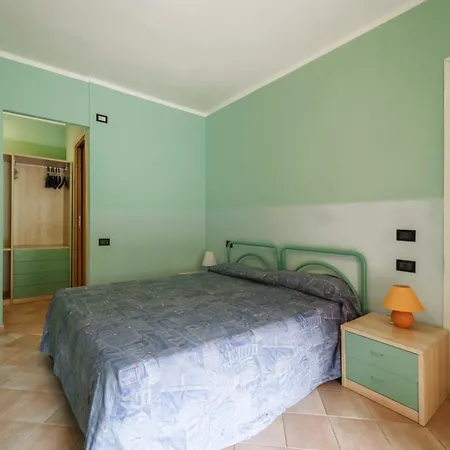Nisportino Borgo Alloro, Fonte Ed Aida *