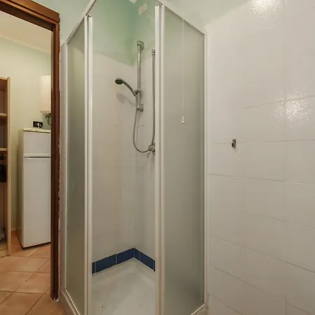 Nisportino Borgo Alloro, Fonte Ed Aida דירה