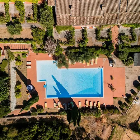 Nisportino Borgo Alloro, Fonte Ed Aida Lejlighed *